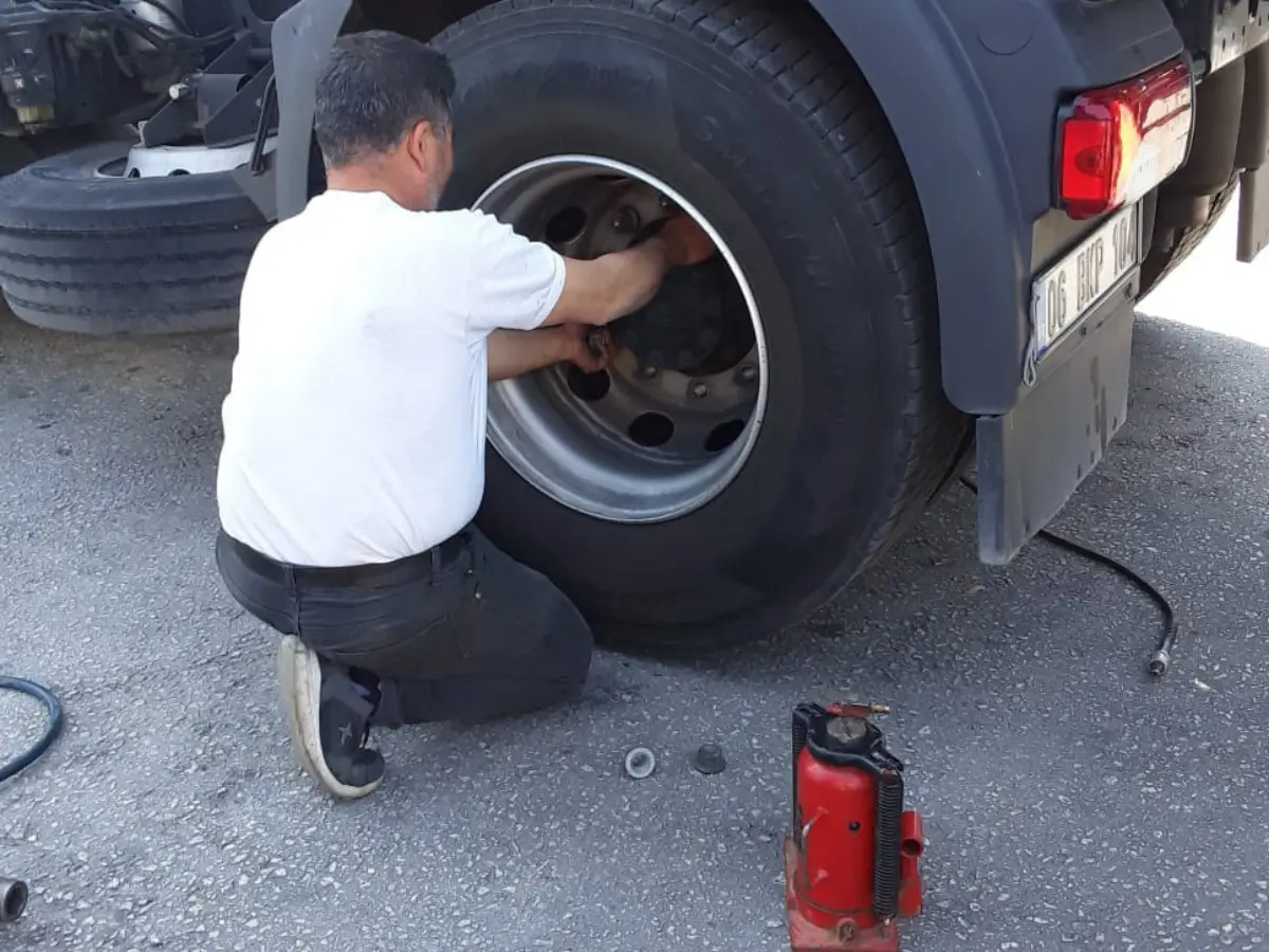 Ilgaz Oto Lastikçi